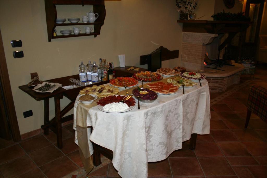 Villa Agriturismo La Rosa Tea Urbania Exterior foto